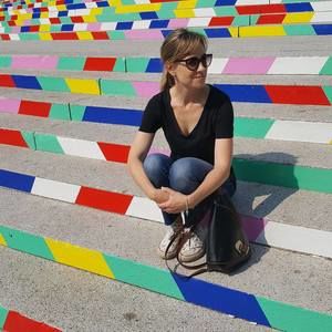 Meet your Posher, Sandi